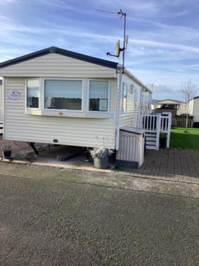 Towyn Golden Gate Rentals 173A
